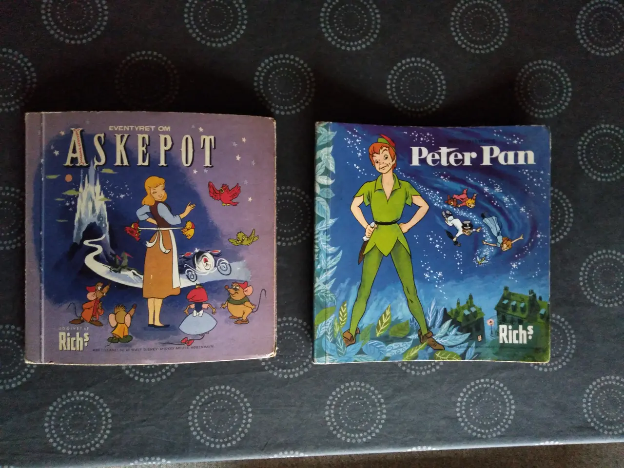 Billede 1 - Rich's samlealbum - Askepot og Peter Pan