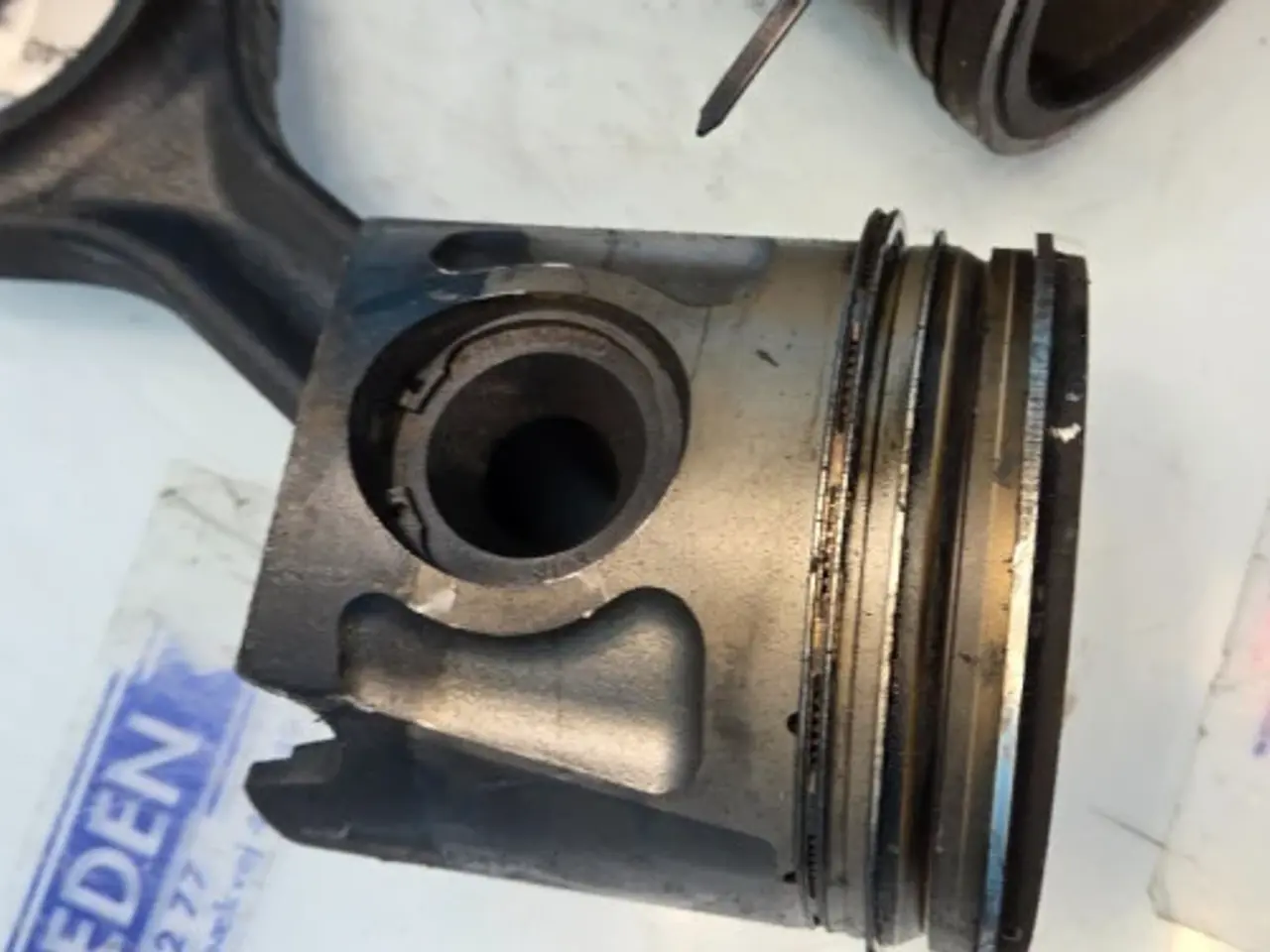 Billede 10 - Iveco Cursor13 Stempel Sæt 8094840