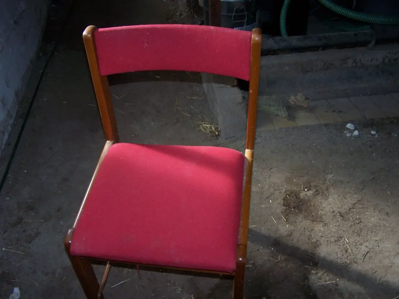 Billede 1 - Udlejning af stole,borde samt glas+telt