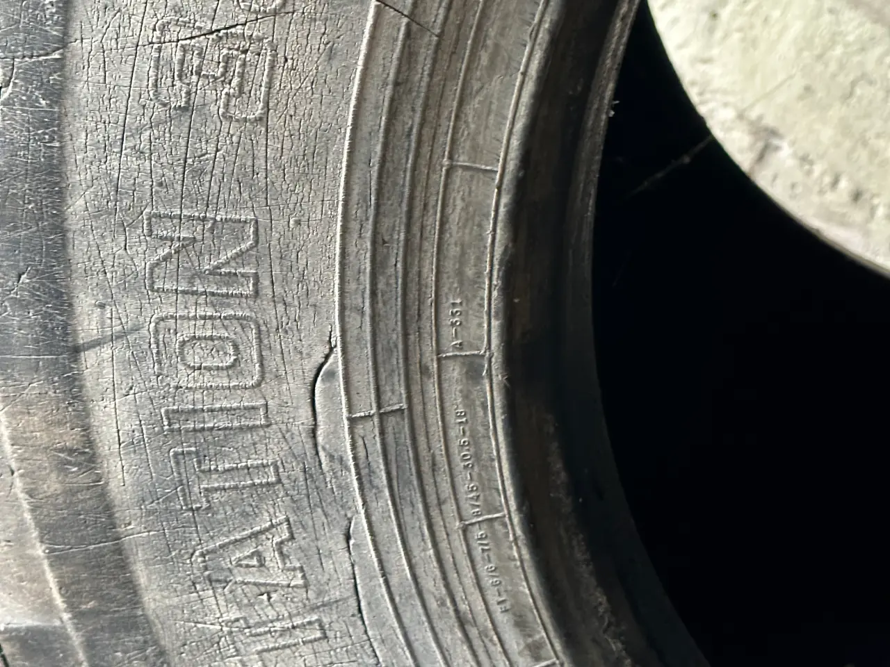 Billede 5 - Entreprenør dæk 800/45-30,5 alliance flotation 331