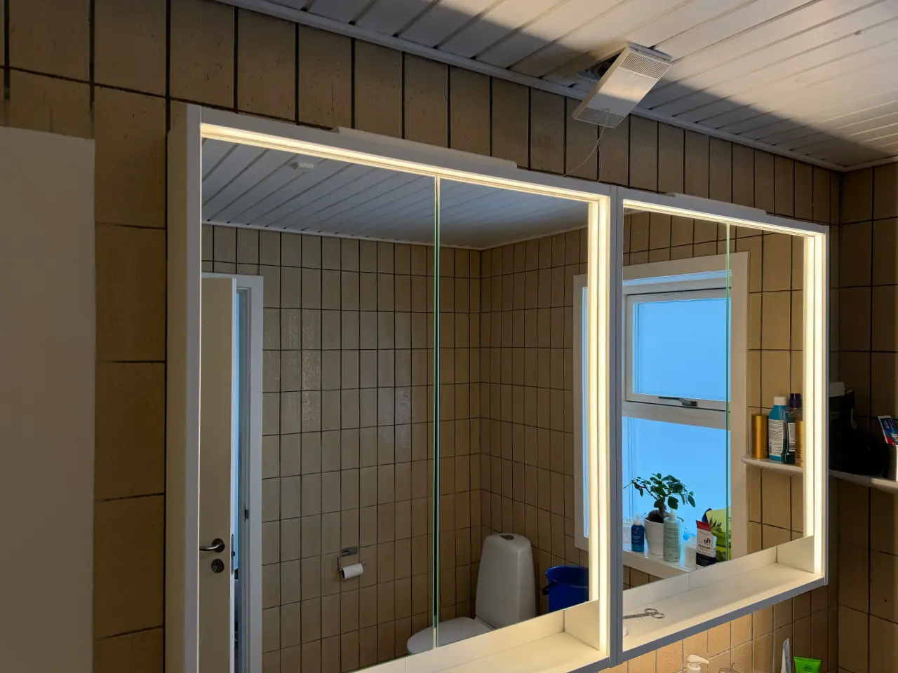 Billede 2 - Spejlskabe fra Ikea
