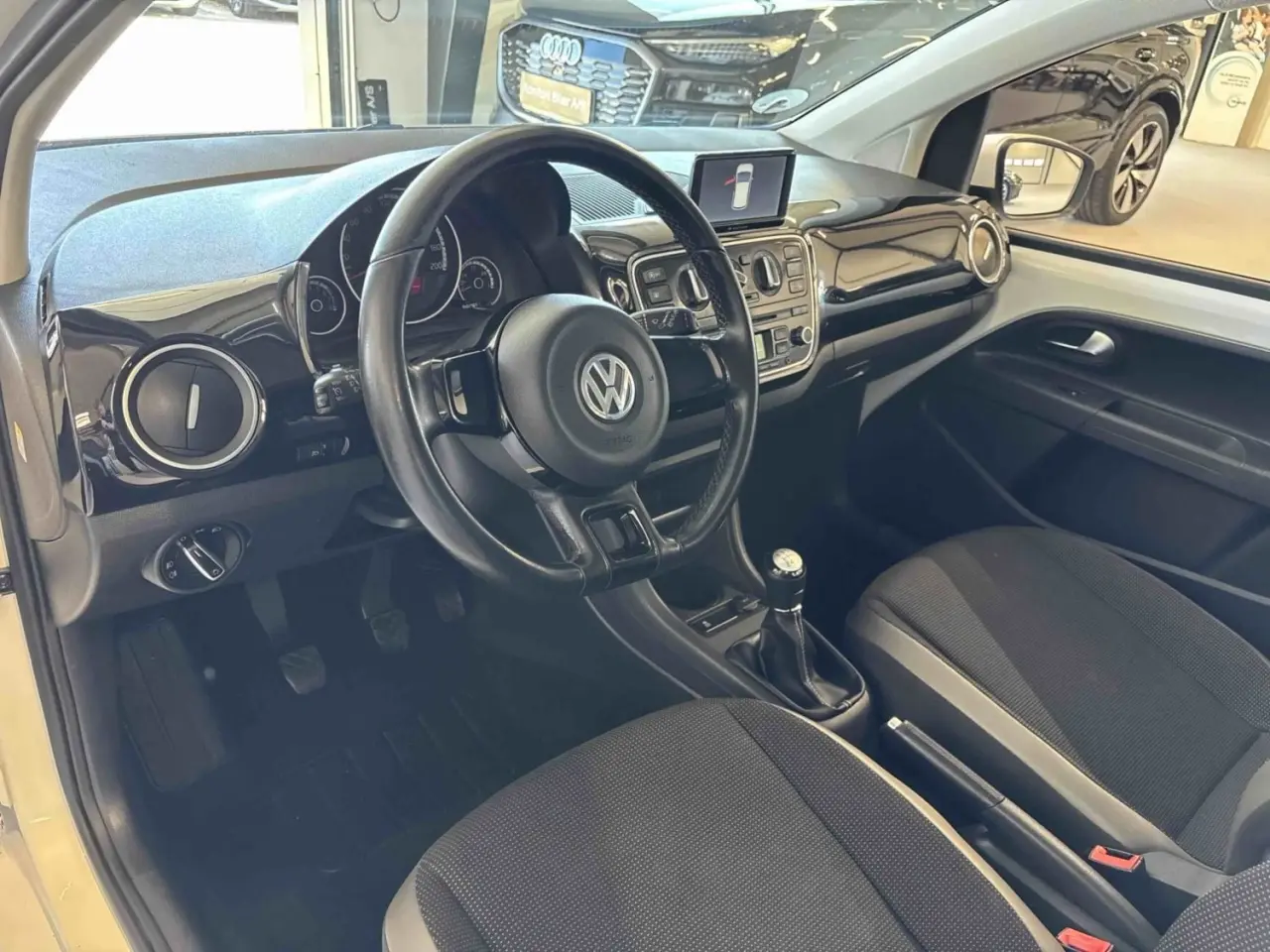 Billede 8 - VW Up! 1,0 75 High Up!