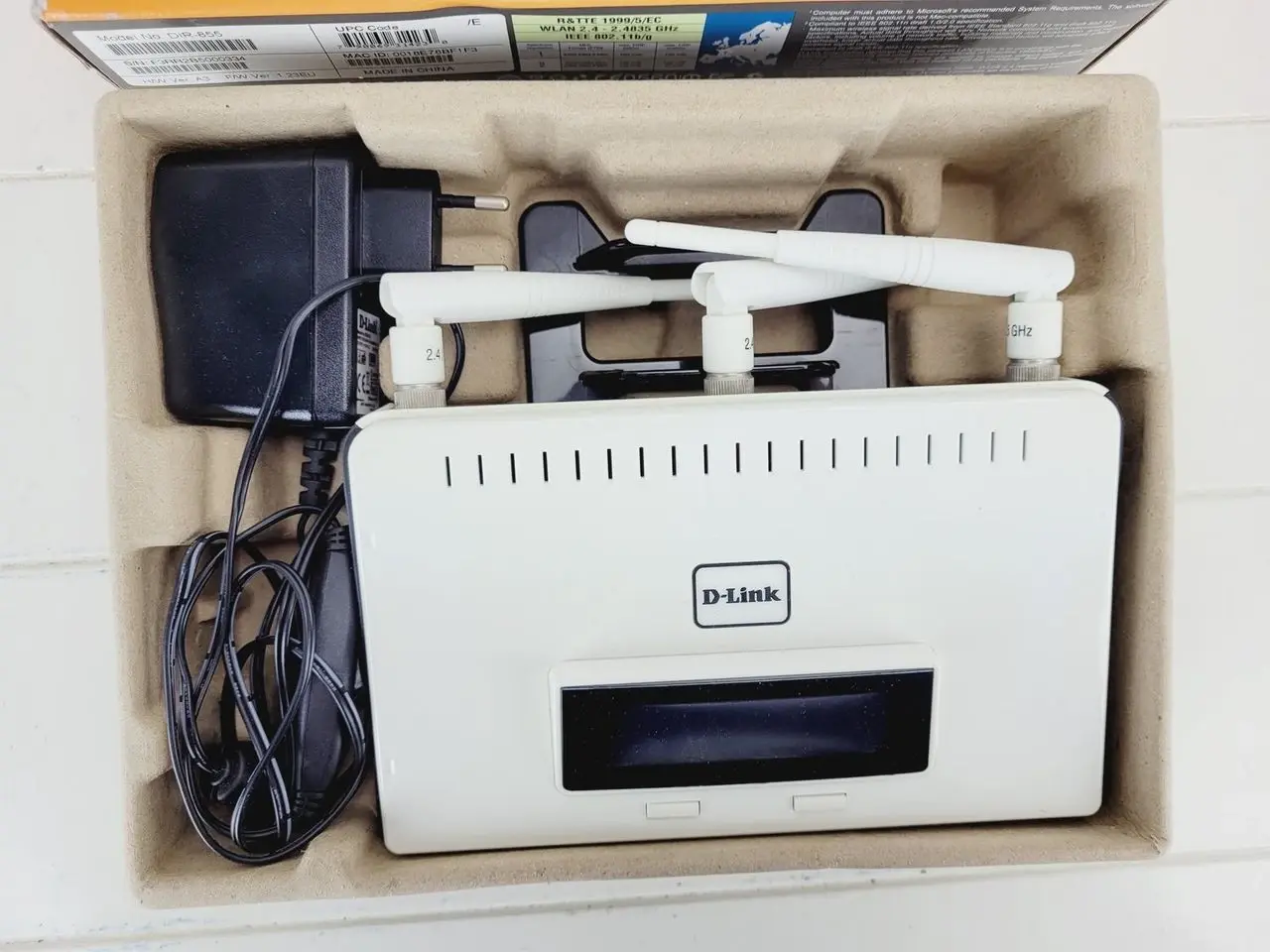 Billede 4 - Router - trådløst internet med D-Link DIR-855