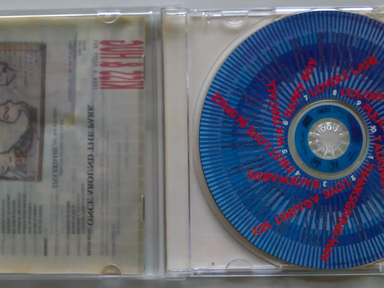 Billede 3 - LARS H.U.G: KISS & HUG FROM A HAPPY BOY (1996