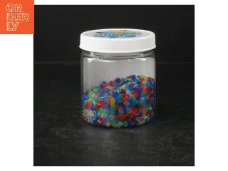 Hama perler og opbevaringsbøtte fra Hama
