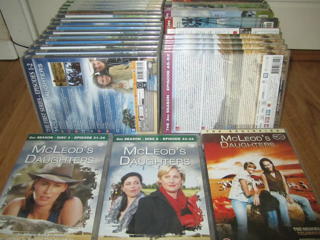 Billede 3 - BYD. MCLEOD`S DAUGHTERS. Serie.