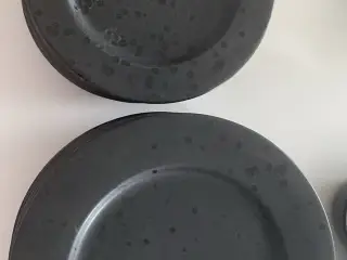 Bitz krus, kopper, skåle og tallerkener 