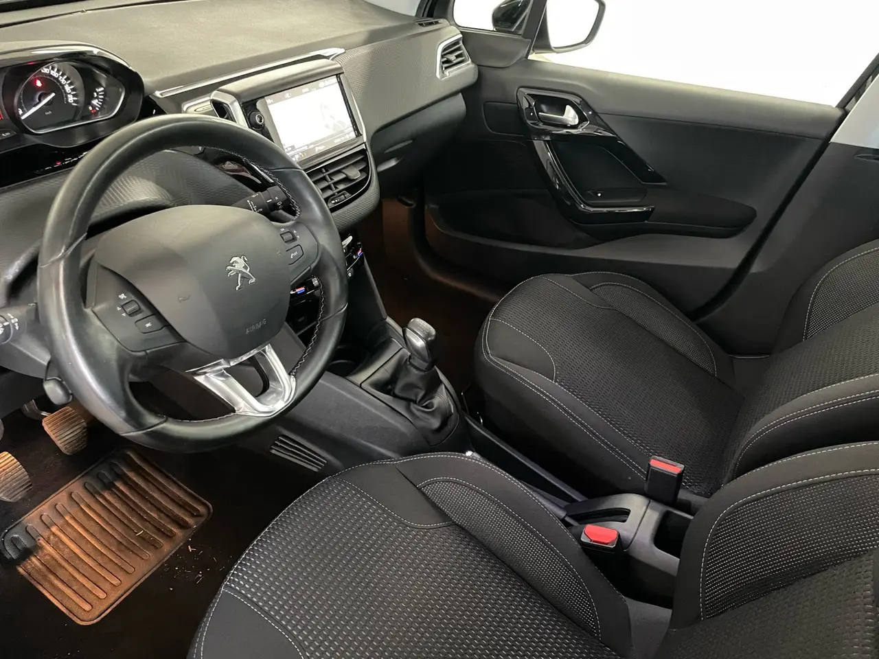 Billede 11 - Peugeot 208 1,5 BlueHDi 100 Privé