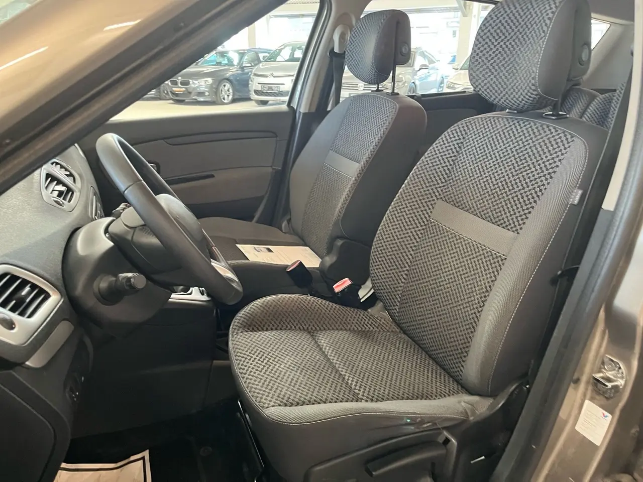 Billede 4 - Renault Grand Scénic 7 pers. 1,6 16V Authentique 110HK 6g
