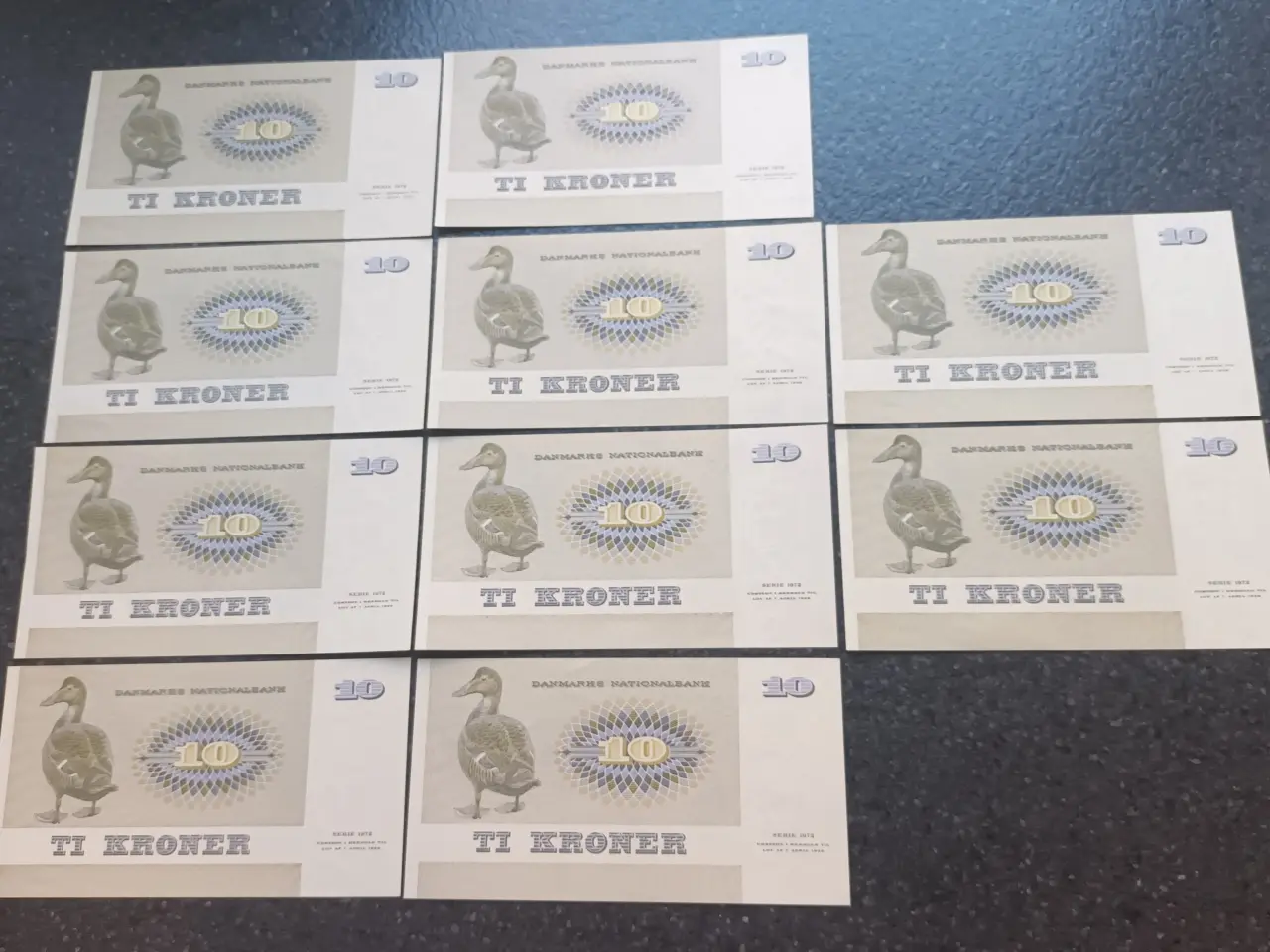 Billede 3 - 10 Kr sedler 10 stk 1977 + 1978 2 stk i numreorden
