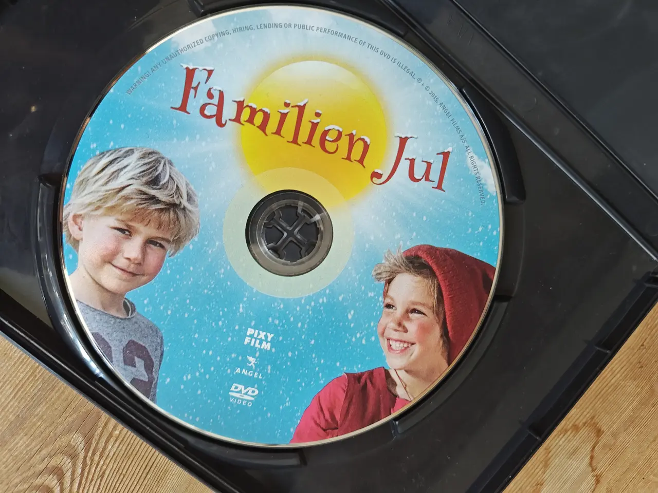 Billede 2 - Familien Jul DVD