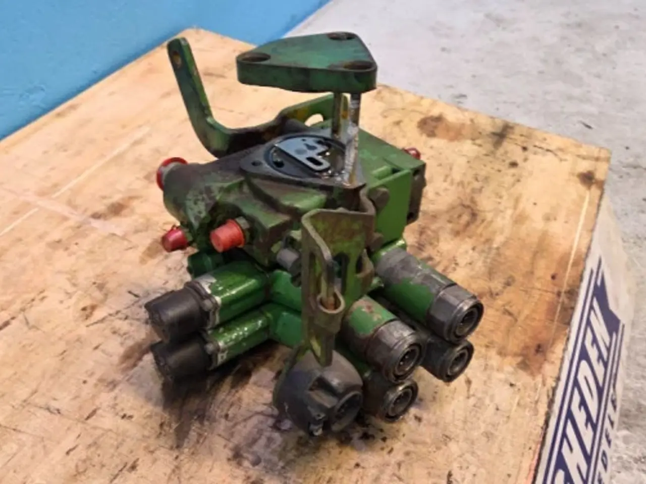 Billede 16 - John Deere 6300 Hydraulikventil AL111254