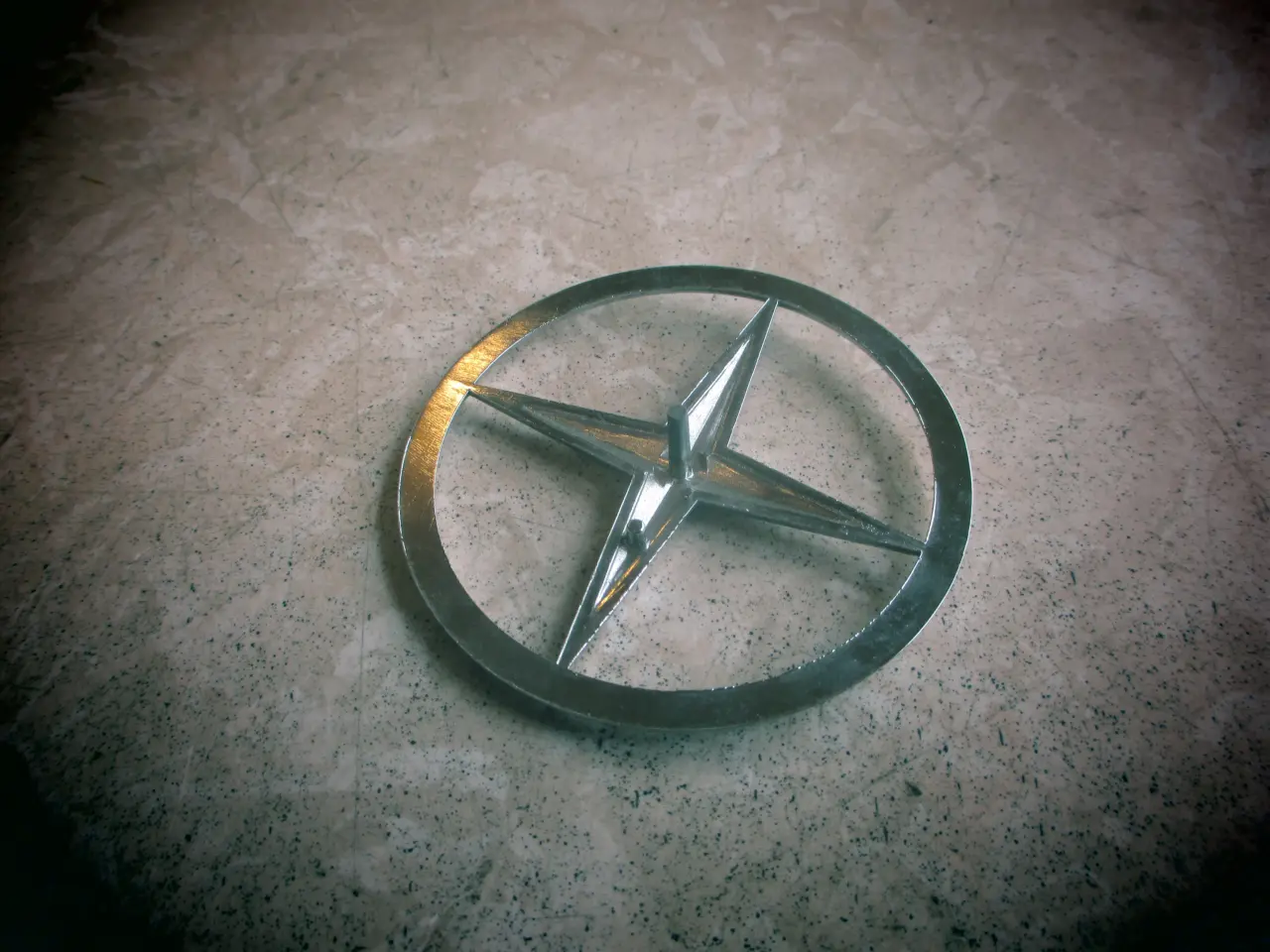 Billede 2 - Nyt Emblem Mercedes