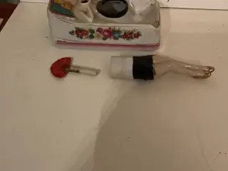 Porcelæns askebægre
