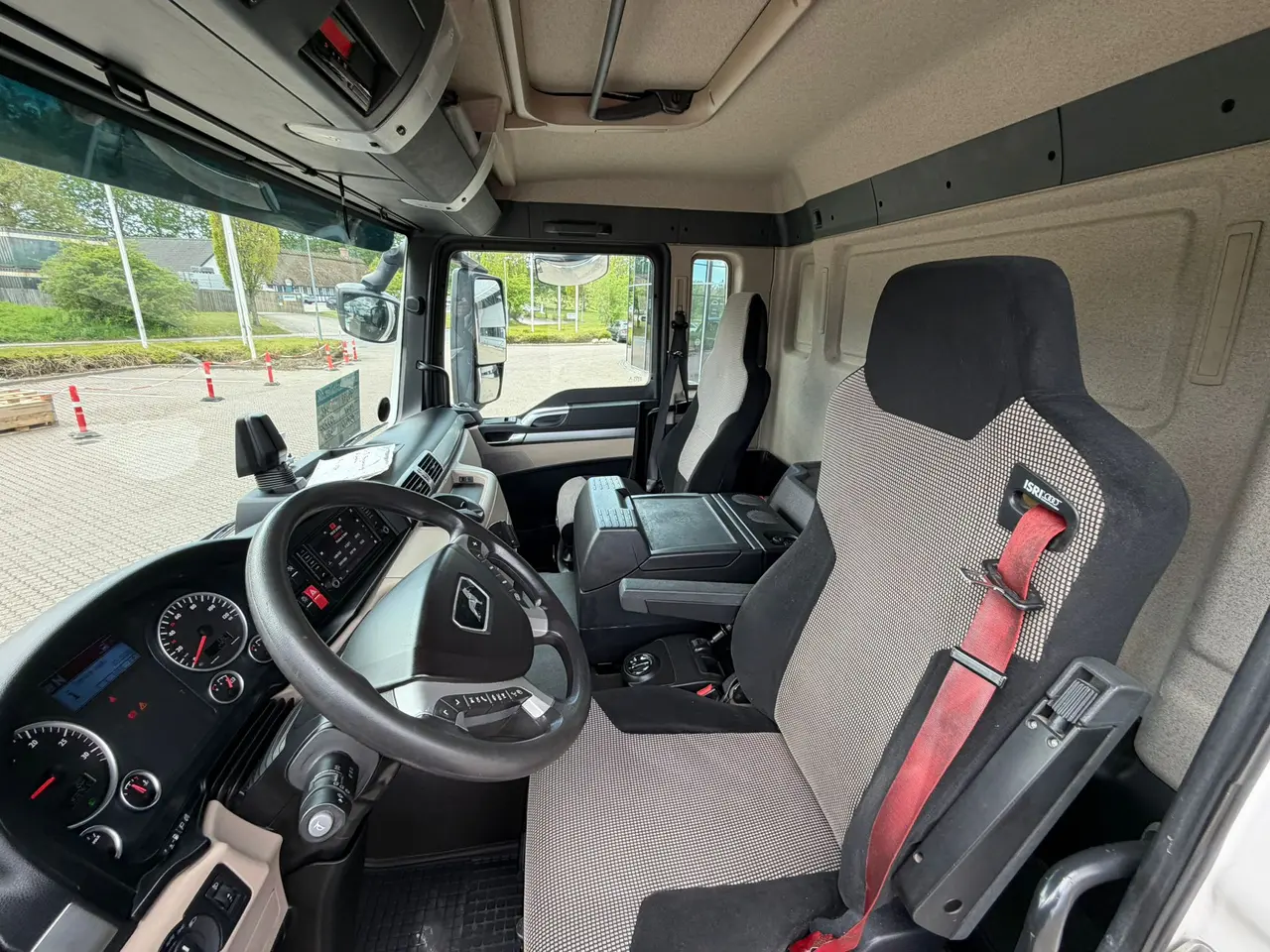 Billede 5 - MAN TGS 35.320 8x2-6, Lukket kasse