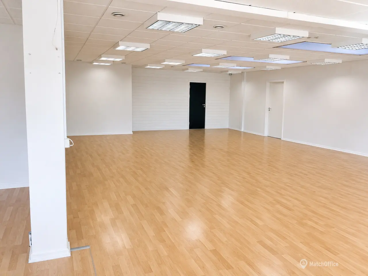 Billede 6 - Synligt erhvervslejemål på 250 m2 i Struer - Ideelt til butik.. showroom eller lager