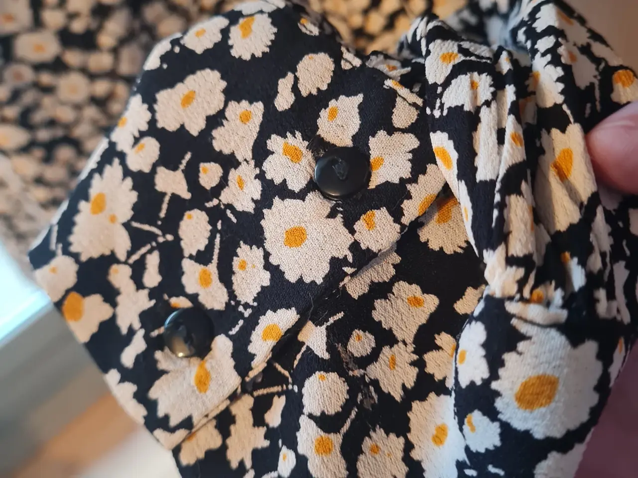 Billede 8 - Zizzi skjorte str M 46-48