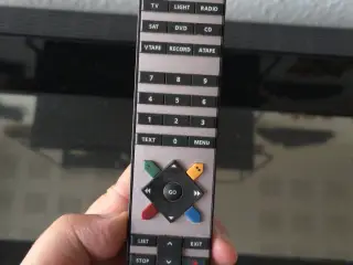 B&O Beocenter 9300 + fjernbetjening 