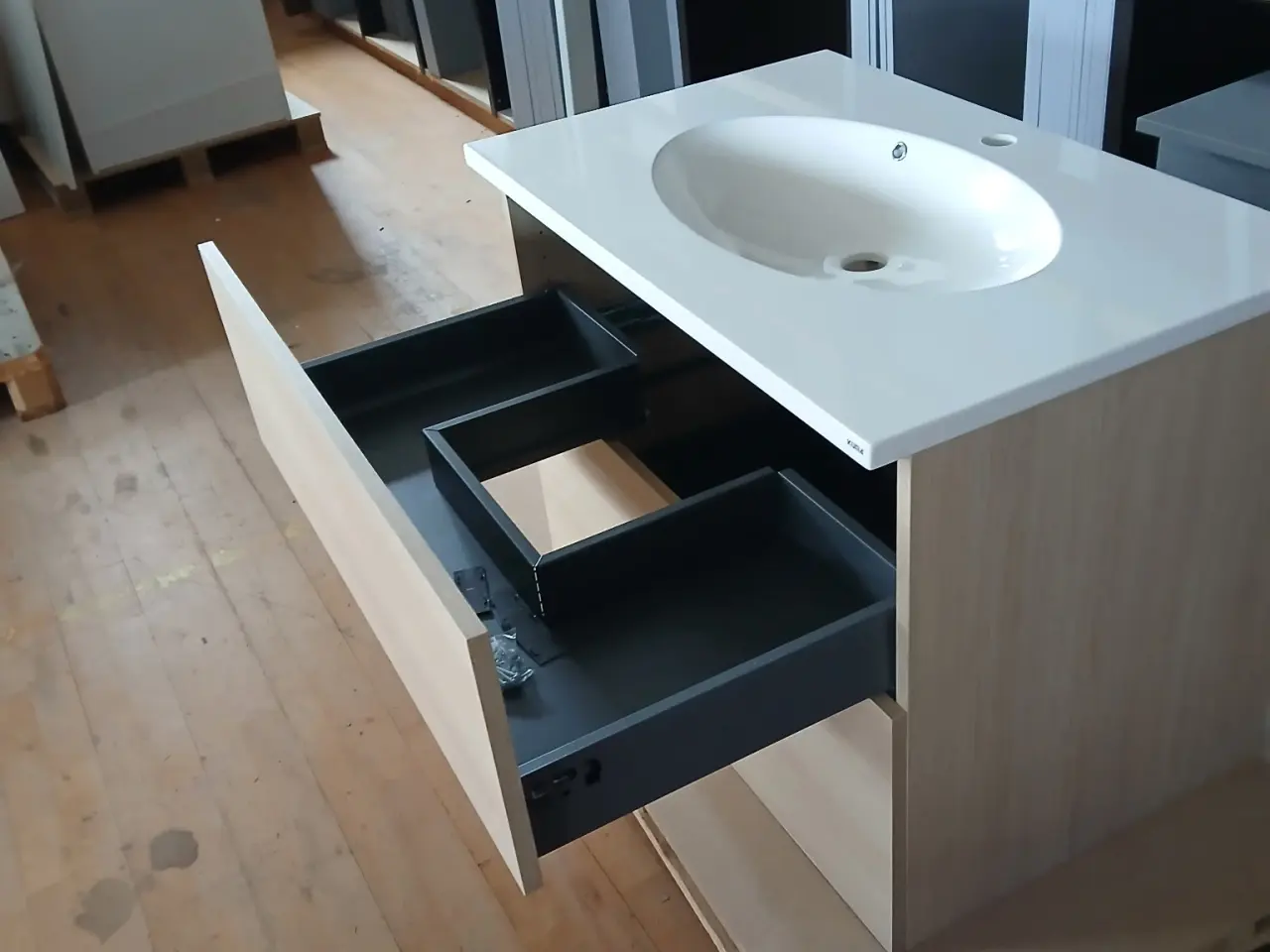 Billede 2 - badsæt 80 cm