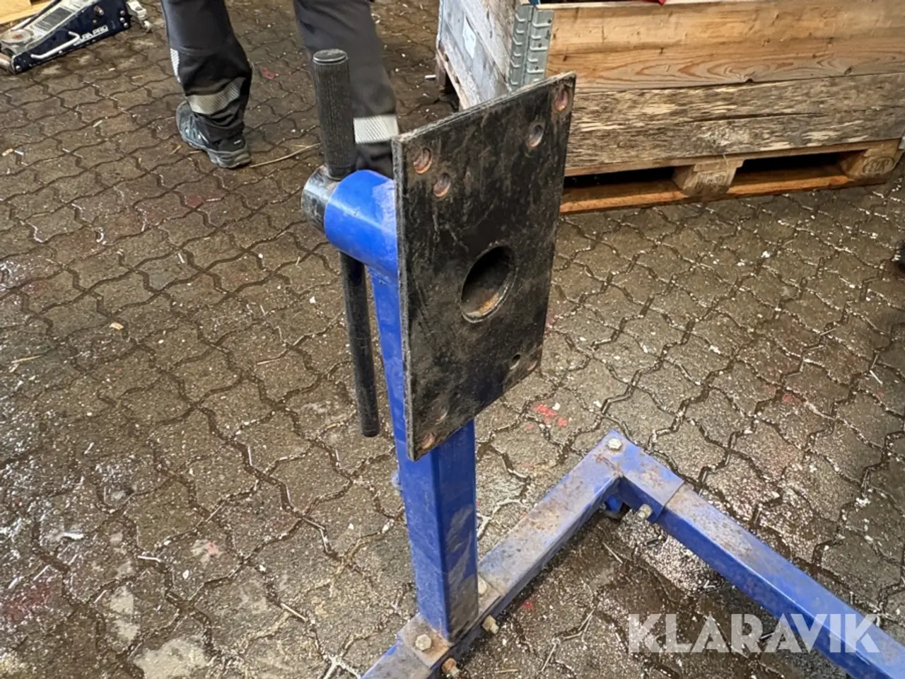 Billede 11 - Værkstedspresse og motorstand
