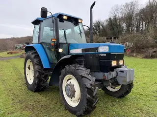Traktor - FORD NEW HOLLAND 6640 SLE