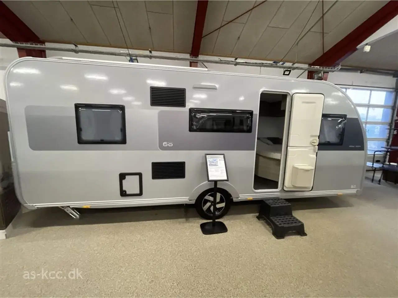 Billede 3 - 2026 - Adria Altea 552 PK Kampagne Adria Altea 552PK Kampganevogn 2026, 3 køjer dobbeltseng, siddegruppe