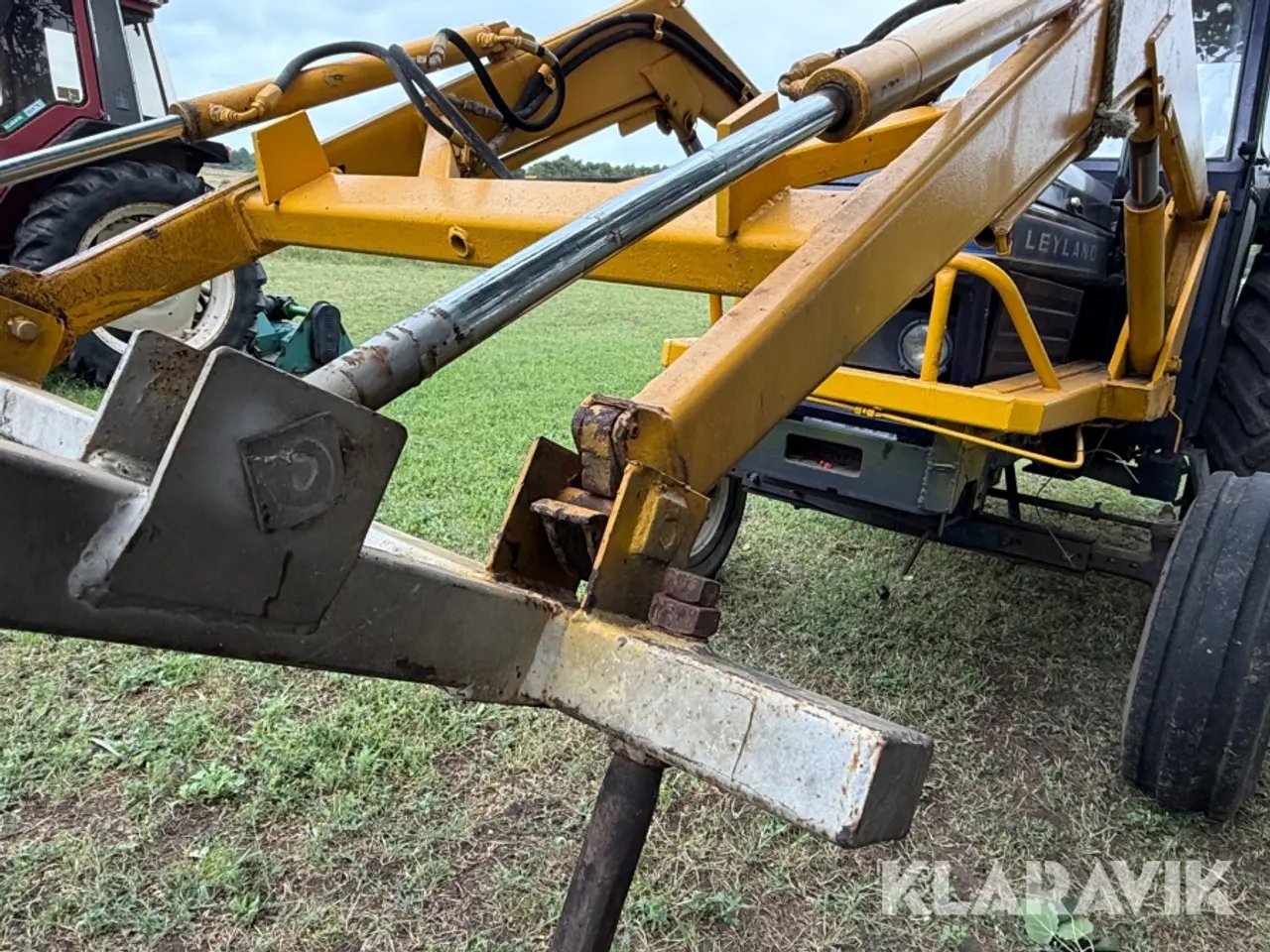 Billede 9 - Veterantraktor Leyland 270 - hydraulisk frontlæsser