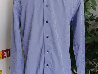 Skjorte. Eton. 40/15¾