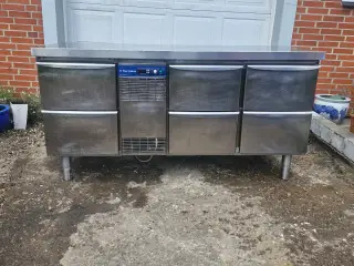 Electrolux køle bord med 6 skuffer