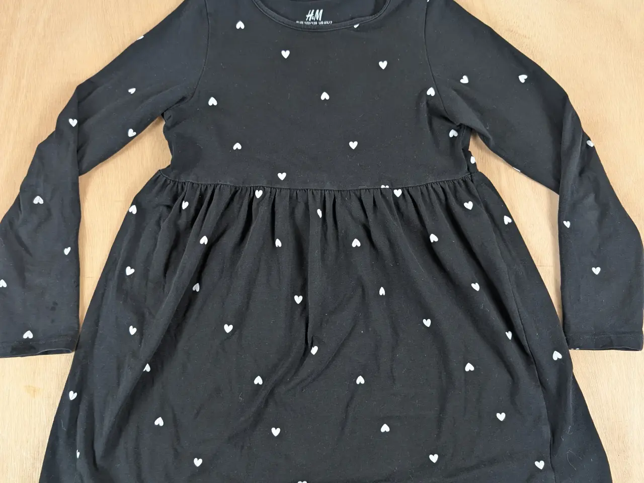 Billede 1 - H&M kjole i str. 122