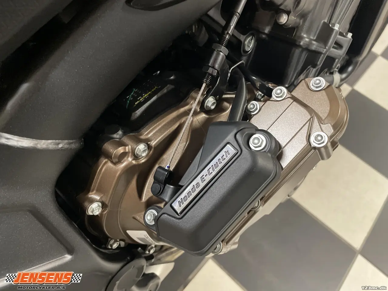 Billede 9 - Honda CB 650 R E-Clutch