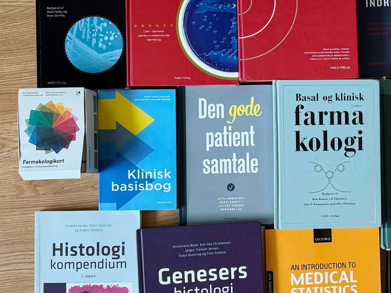 Billede 2 - Bøger til Medicin / MedIS