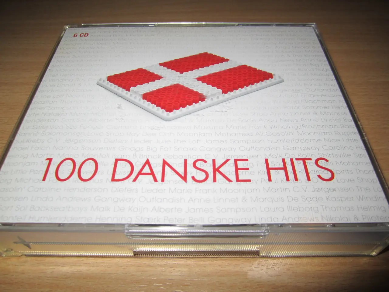Billede 1 - 100 DANSKE HITS. Boks.