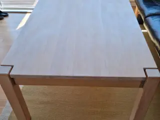 Sofabord i bøgetræ, hvid pigment 
