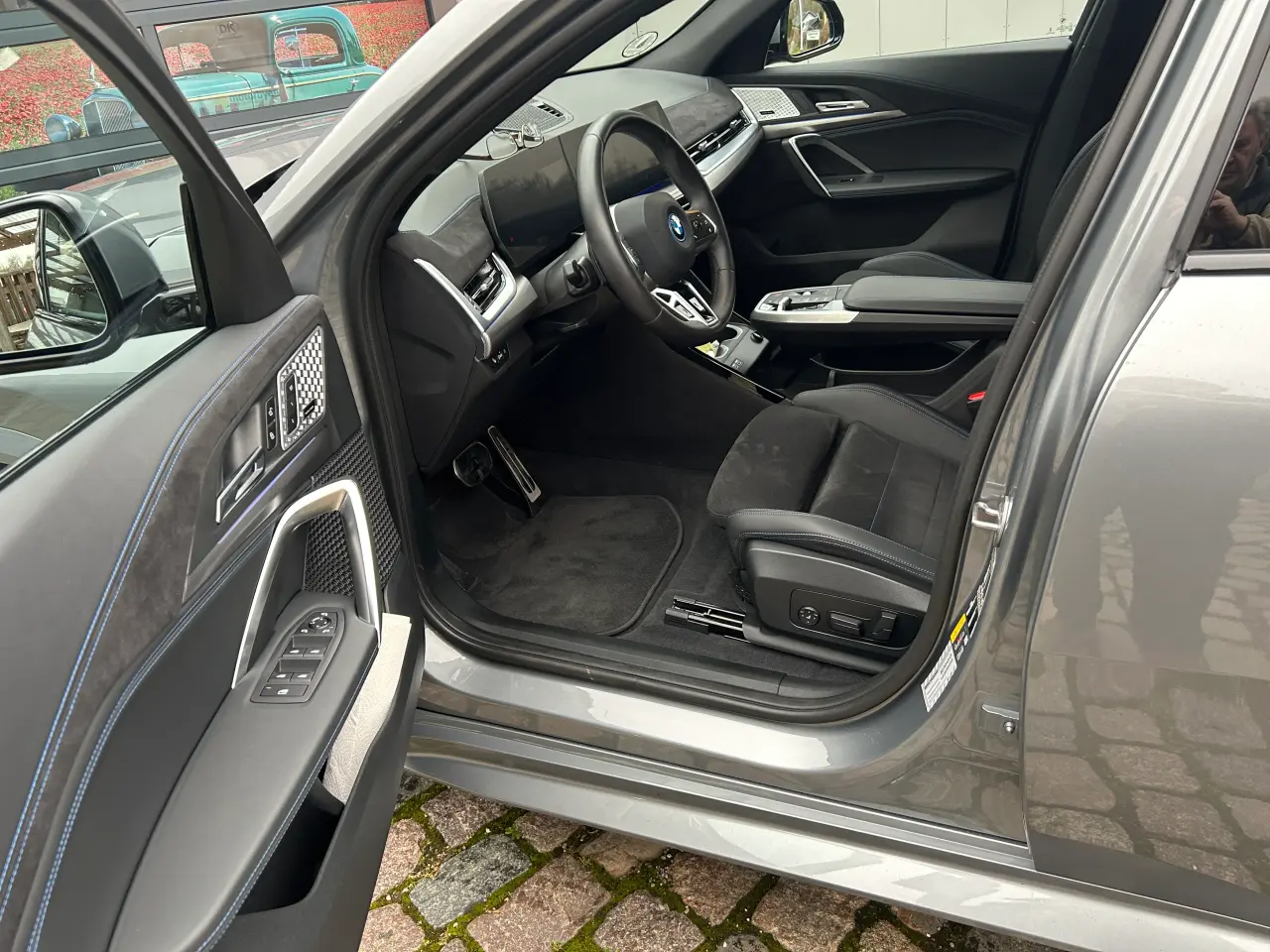 Billede 8 - BMW IX2 30 SPORT X-DRIVE SUW m træk & vinterhjul 