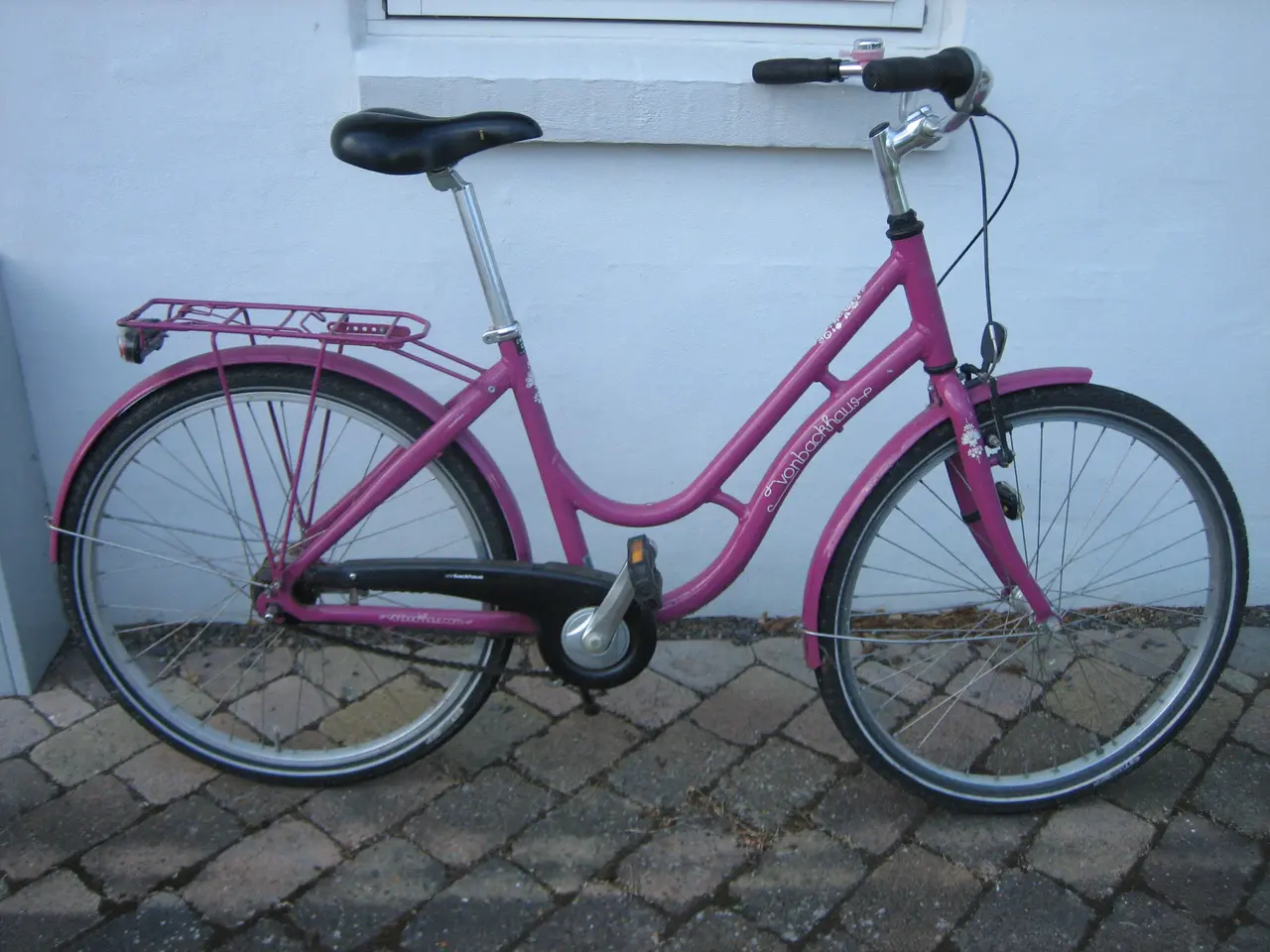 Billede 4 - Pigecykel Von Backhaus Købt ved Design Cykler.