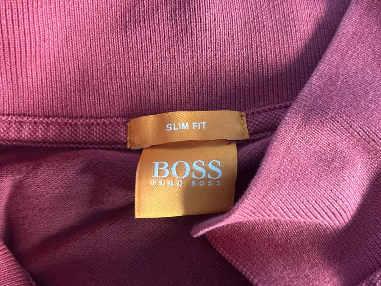 Billede 3 - Rød Hugo boss polo