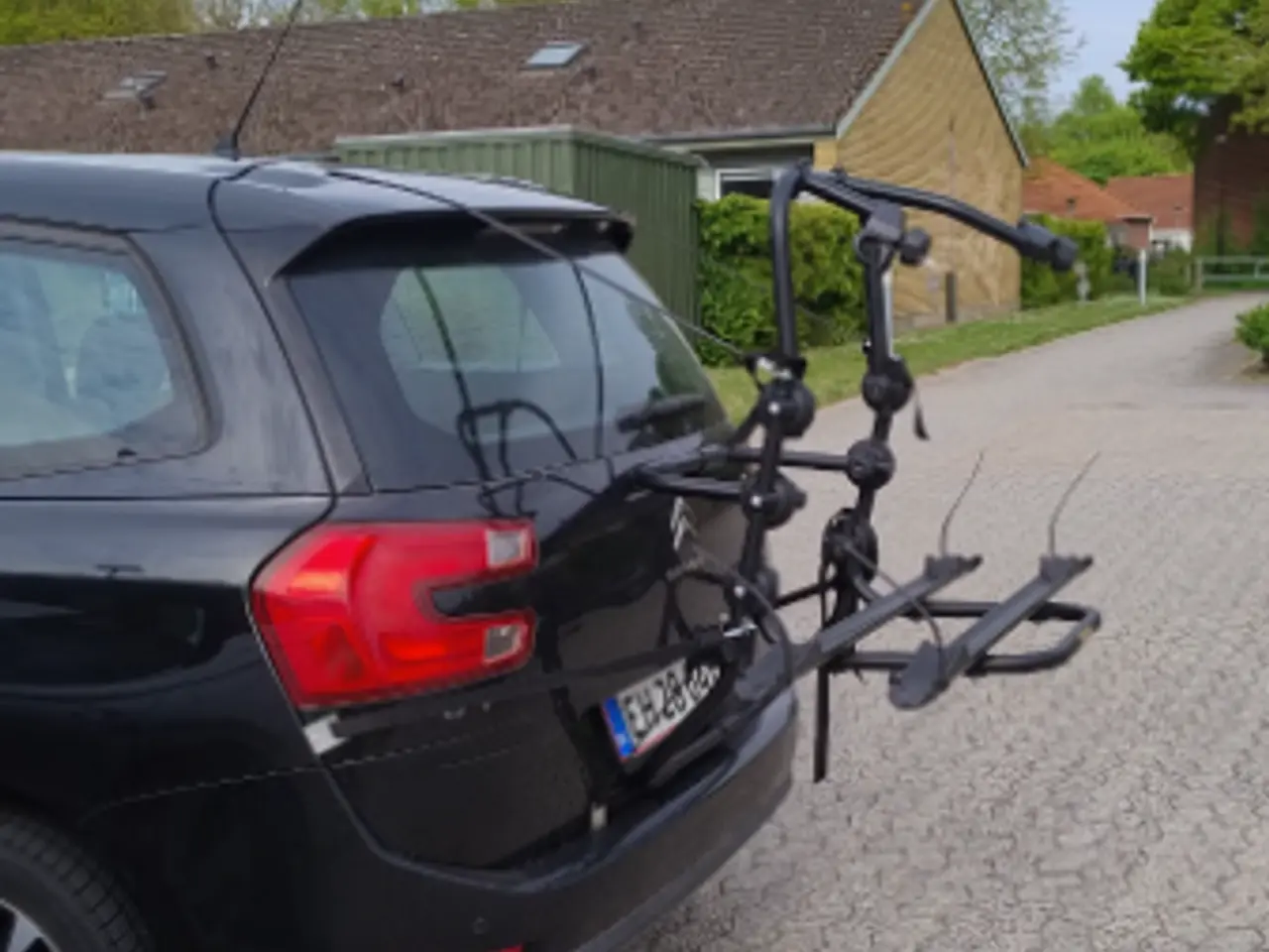 Billede 2 - Cykelstativ til biler uden træk