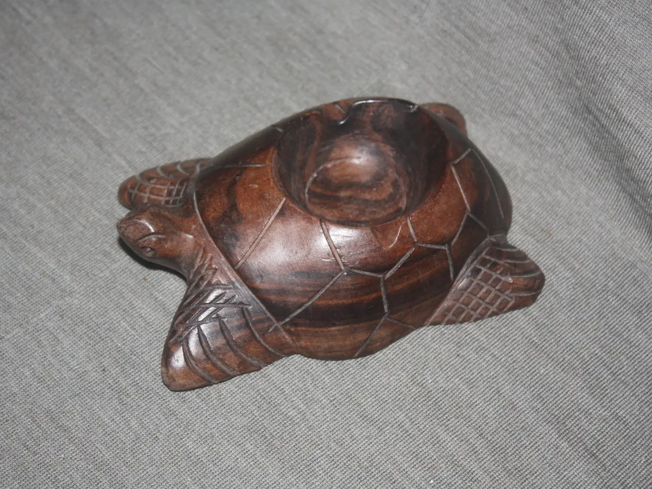 Billede 1 - Træ skildpadde figur / skål / askebæger