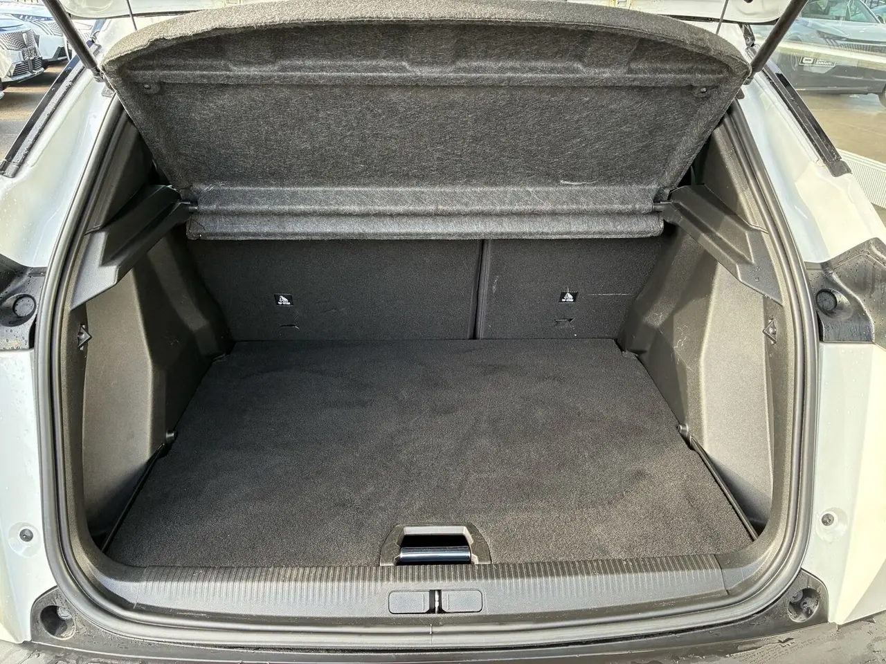 Billede 9 - Peugeot e-2008 50 GT
