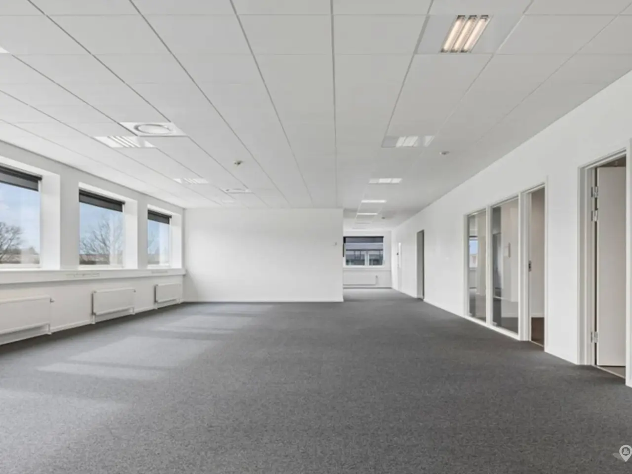 Billede 3 - Moderne og præsentabelt kontorlejemål i Company House