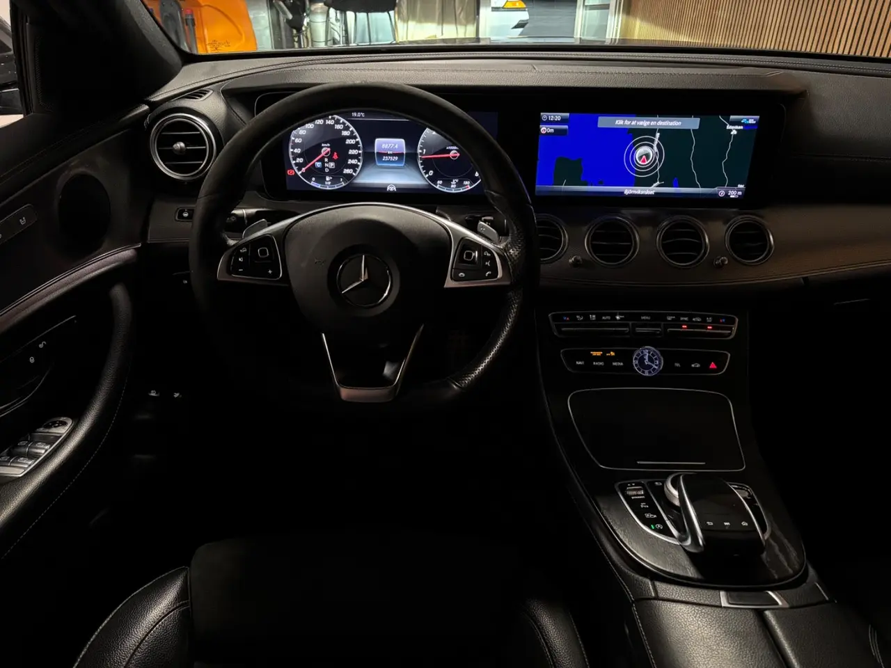 Billede 9 - Mercedes E220 d 2,0 AMG Line stc. aut. Van