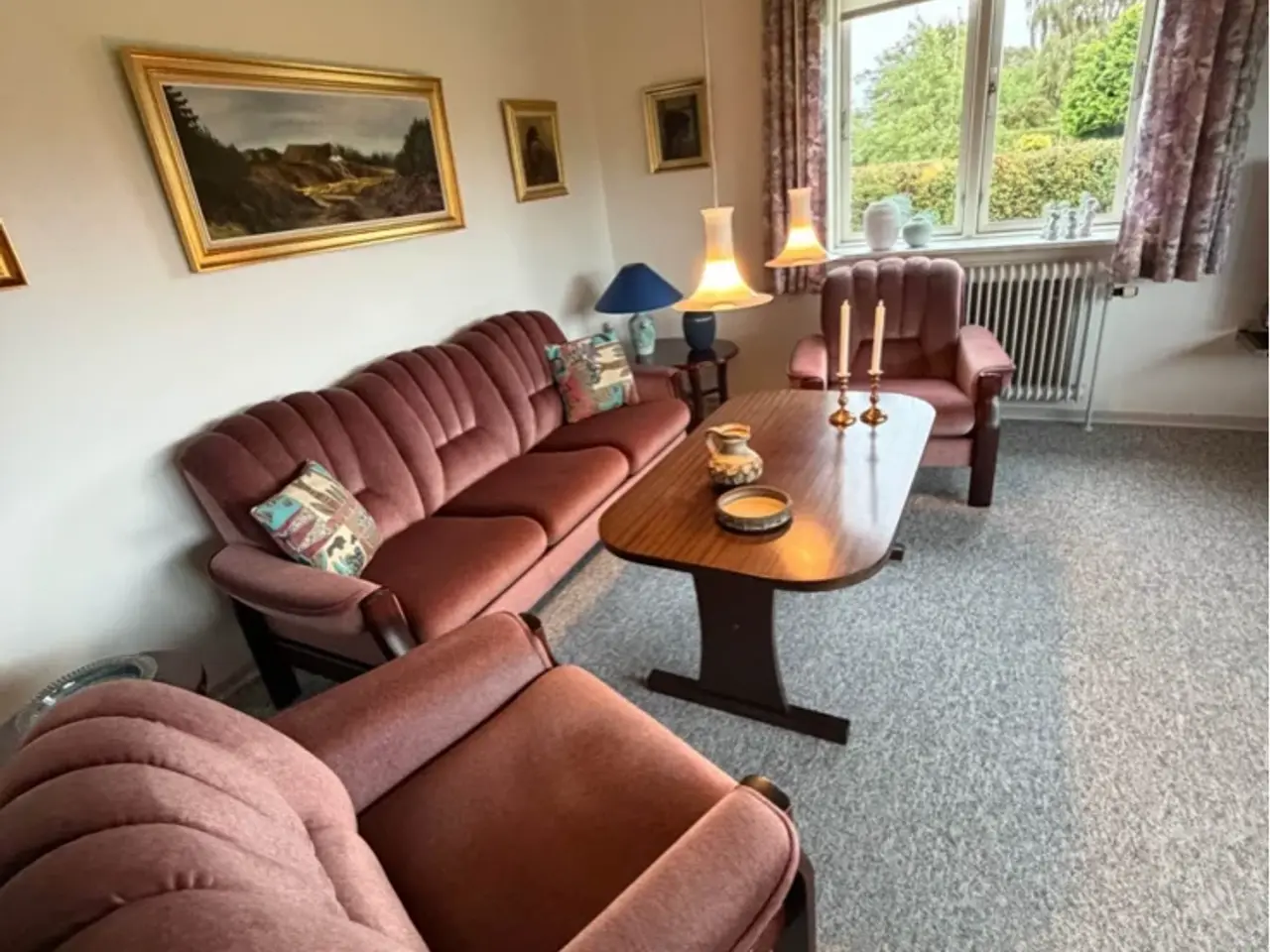Billede 1 - Sofasæt med 2 stole plus bord