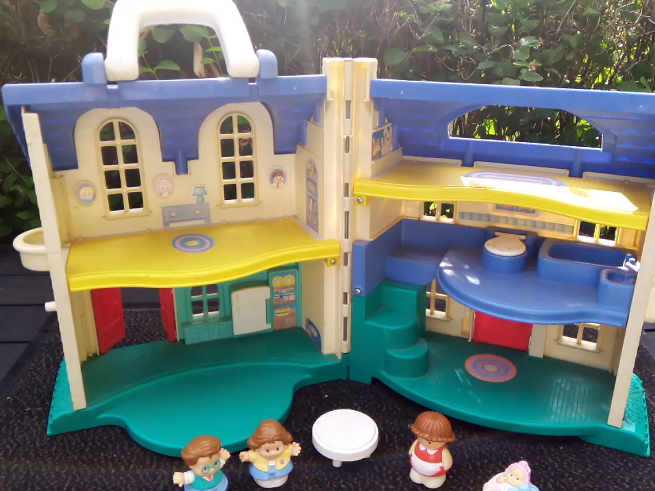 Billede 4 - FISHER PRICE / KEENWAY DUKKEHUSE / LEGEHUSE