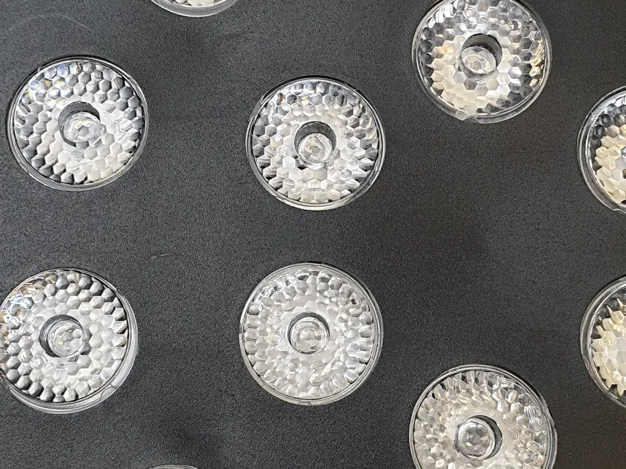 Billede 6 - NY! 18 RGB LED Diskolys + Lydsensor + DMX512