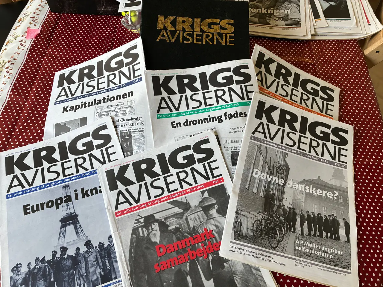Billede 2 - Krigsaviserne  fra 1940-1945  -  18 dele