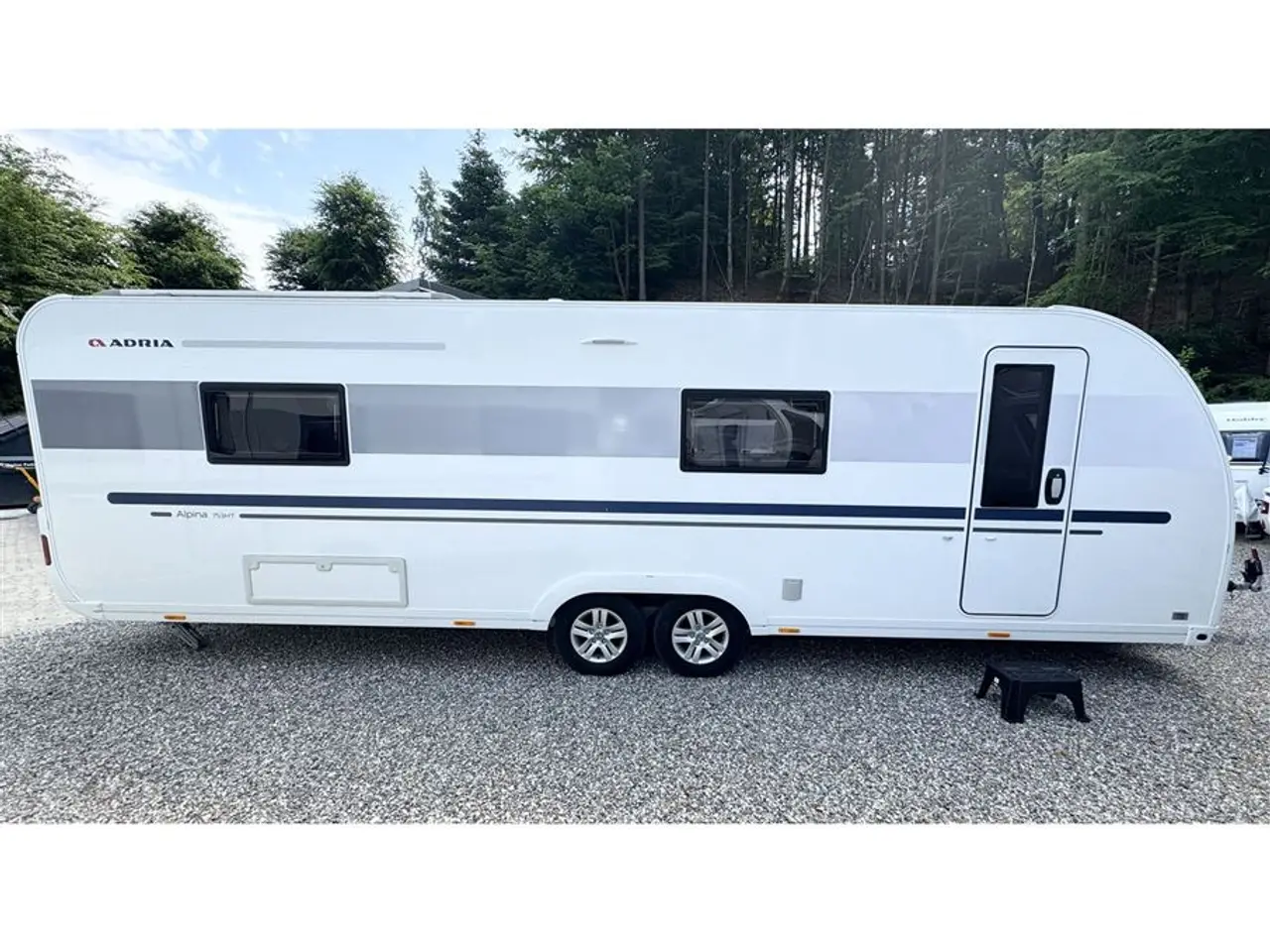 Billede 1 - 2020 - Adria Alpina 753 HT Enkeltsenge-Alde-Gulvvarme.-Aircon-Telt