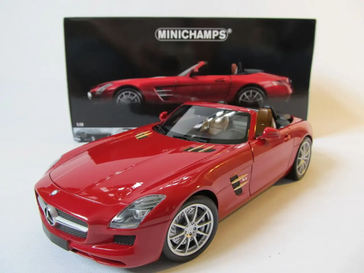 Billede 1 - 2011 Mercedes-Benz SLS AMG 1:18
