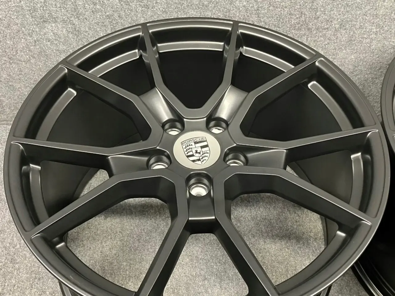 Billede 3 - ALUFÆLGE PORSCHE TAYCAN 9J1 21"
