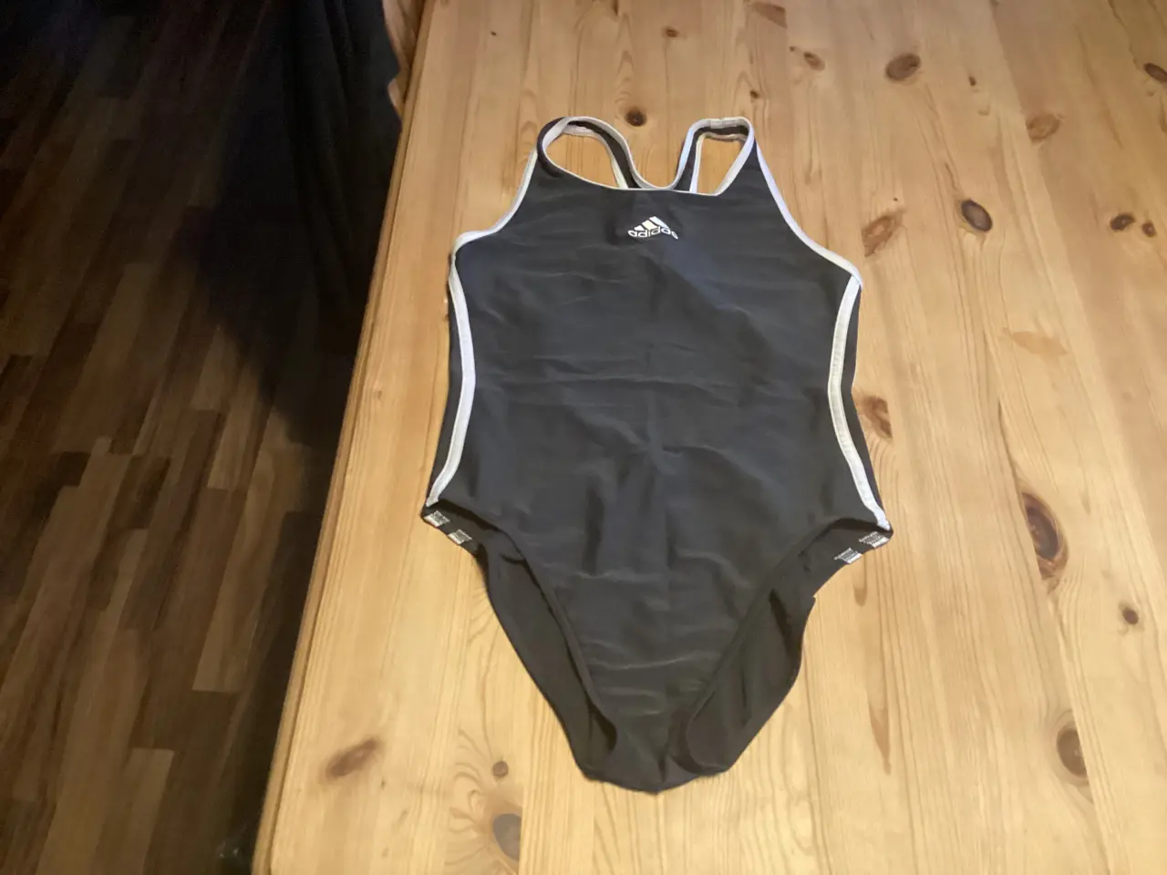 Billede 4 - Badedragter Forsk. Str.